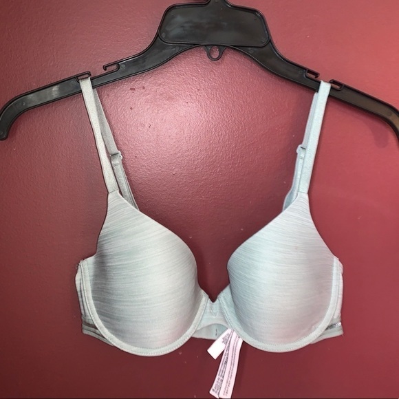 Victorias Secret Uplift Semi Demi Bra | 34C - Picture 1 of 4
